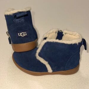 UGG Daden Size 6 Toddler Dark blue booties boots surpa lined zip up sides suede
